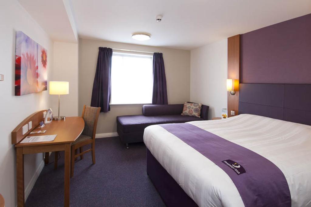 Premier Inn Newcastle Quayside Номер фото