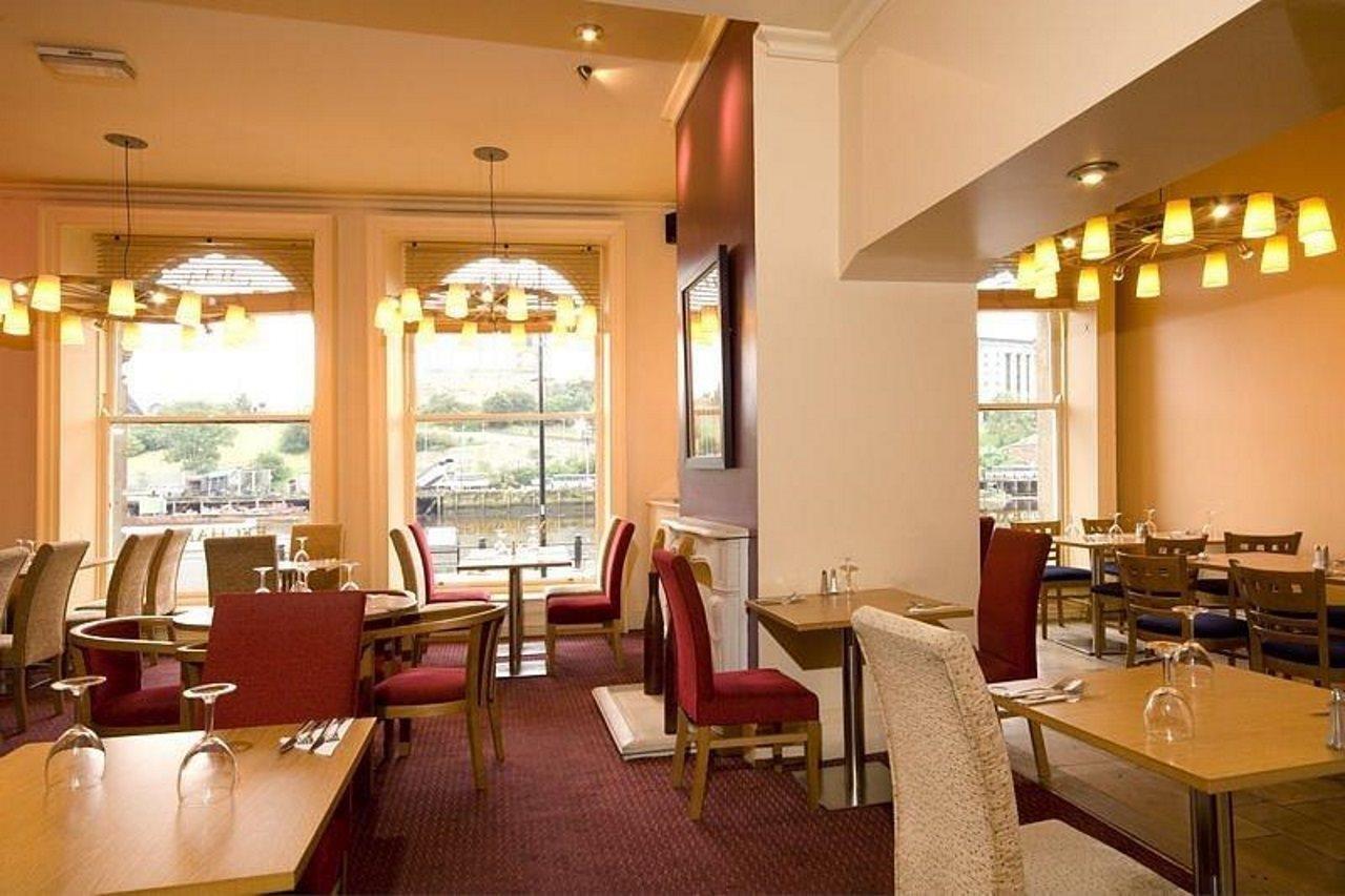 Premier Inn Newcastle Quayside Екстер'єр фото