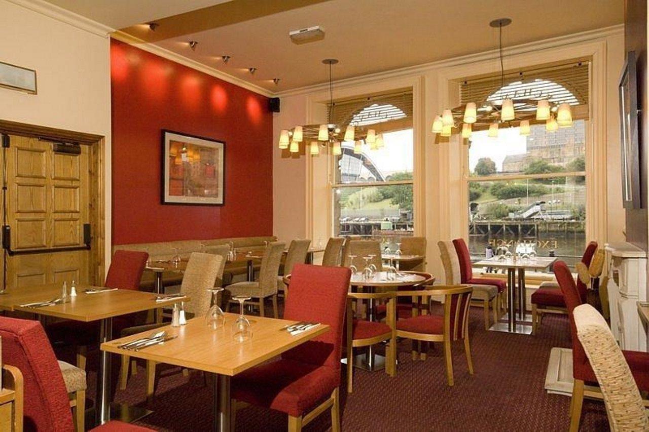 Premier Inn Newcastle Quayside Екстер'єр фото