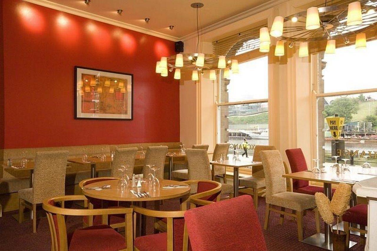 Premier Inn Newcastle Quayside Екстер'єр фото